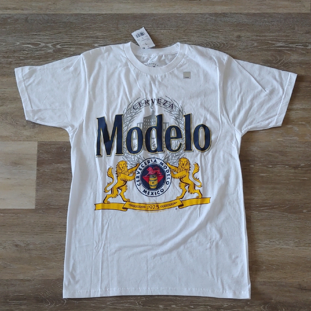 NWT Modelo Beer Men's Graphic T-Shirt White Size S